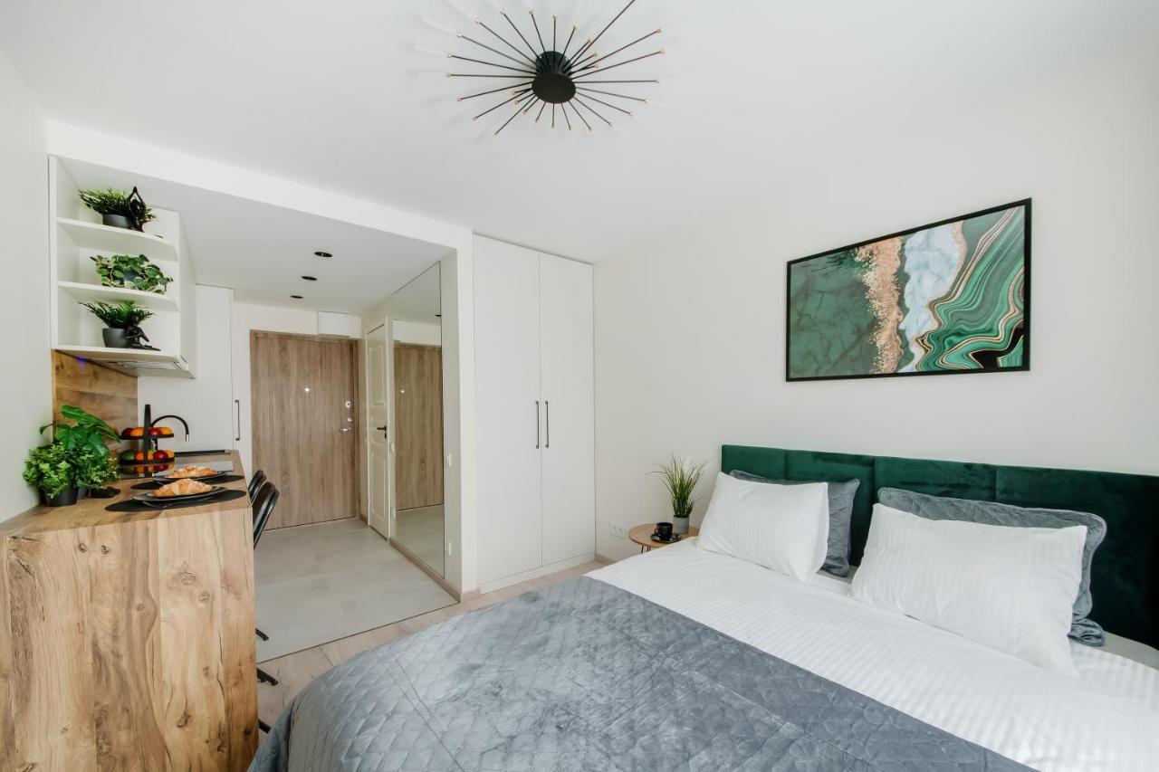 Stylish Apartment In Zverynas Вилнюс Екстериор снимка